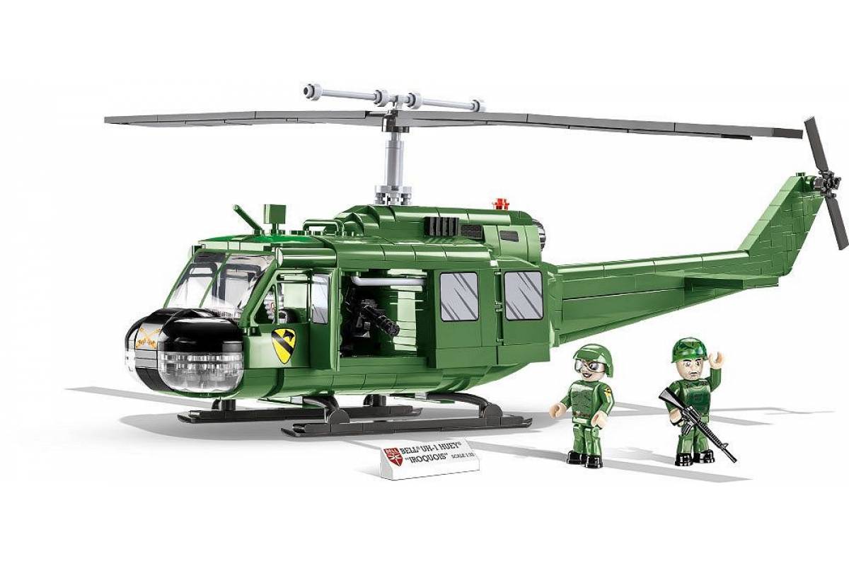 2423 Военный вертолёт Белл UH-1 Хьюи Иро