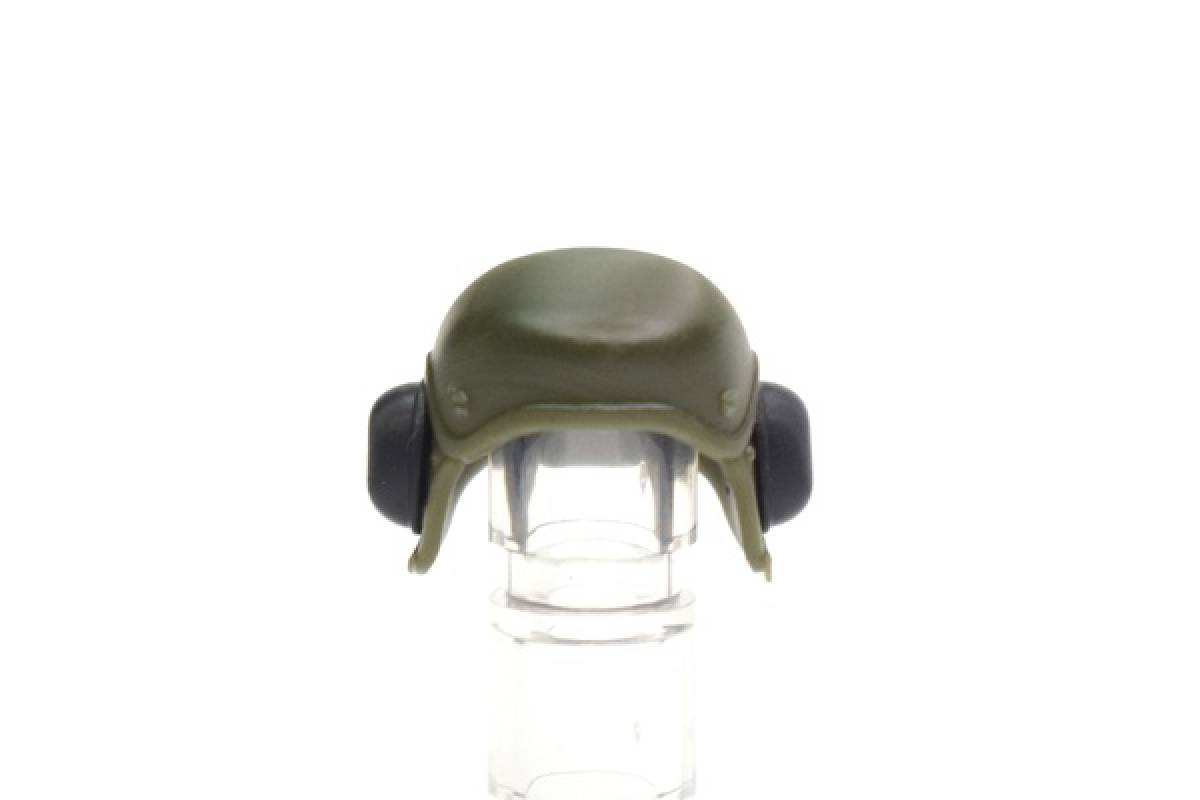 Tanker helmet from the Ratnik set. Green with black earmuffs