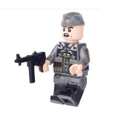 Feldgendarmerie MP40 (Brickpanda)