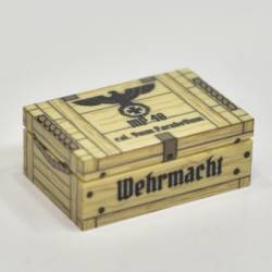 WWII German Ammo crate for mp40. size 2x3