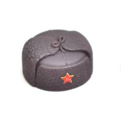 Cap with earflaps brown with a star